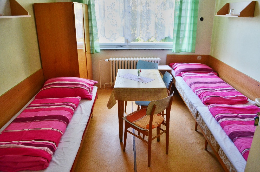 Pokoj (třílůžkový) 02